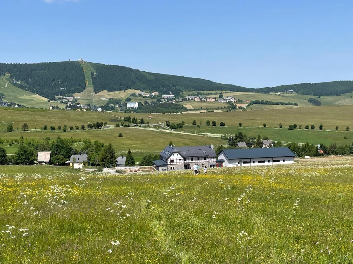 Penzion Koeniguv Mlyn Loučná pod Klínovcem Eksteriør billede